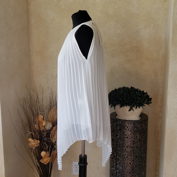 Max Studio Accordian Pleated Top Blouse Small - Picture 5 of 11